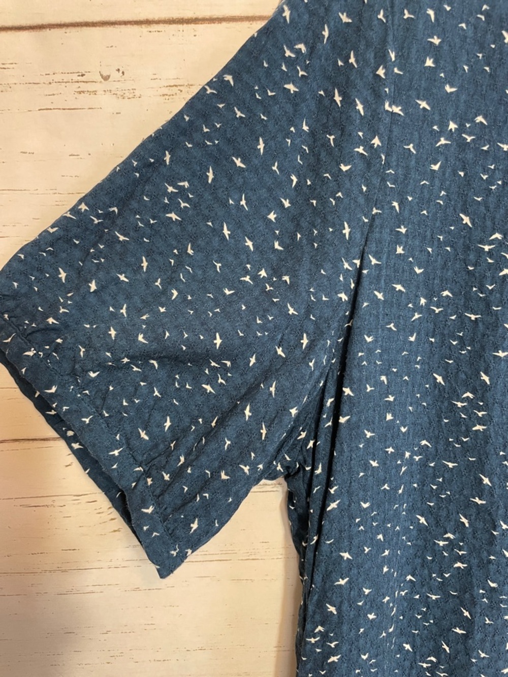 Universal Thread Navy/White Tiny Bird Print Short Sleeved Blouse, size XXL, NWOT - Picture 4 of 12